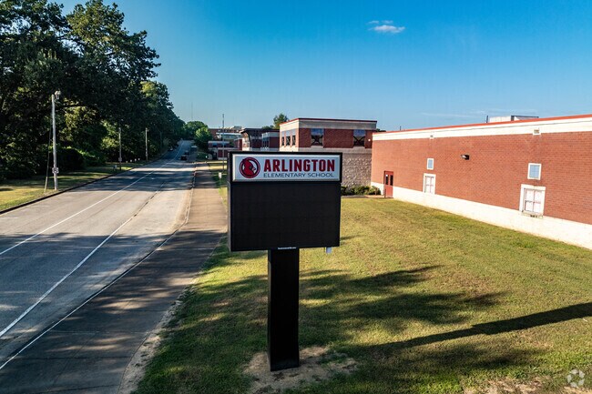 Alexander Elementary School has a C-minus from Niche.