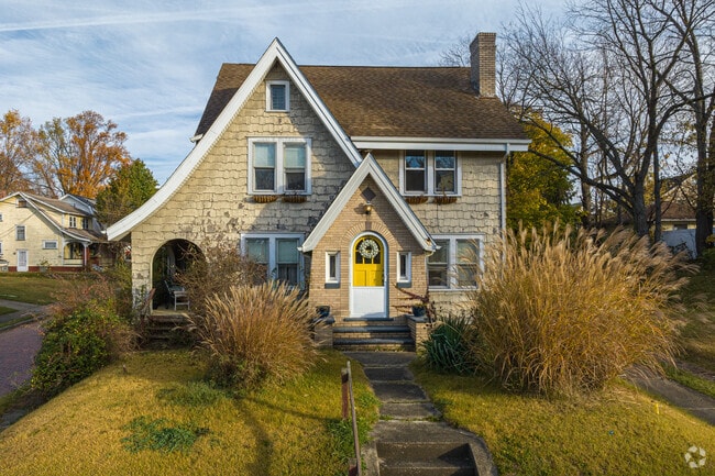 Different architecture styles are found among Crystal Park's single-family homes.