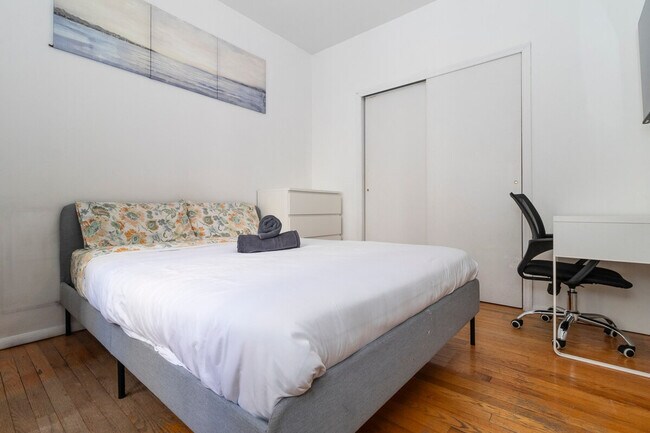 340e E 93rd St unit ID1058697P, New York, NY 10128 - photo 5