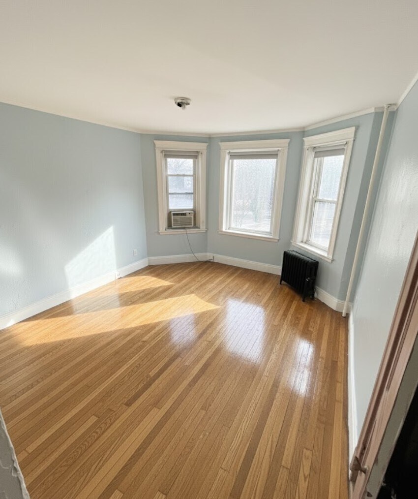 1625 Commonwealth Ave unit 6, Brighton, MA 02135 - photo 1