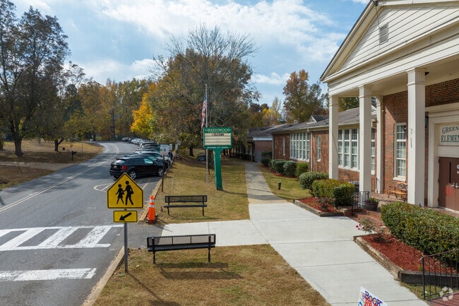 Greenwood Elementary teaches grades K - 5th grades.