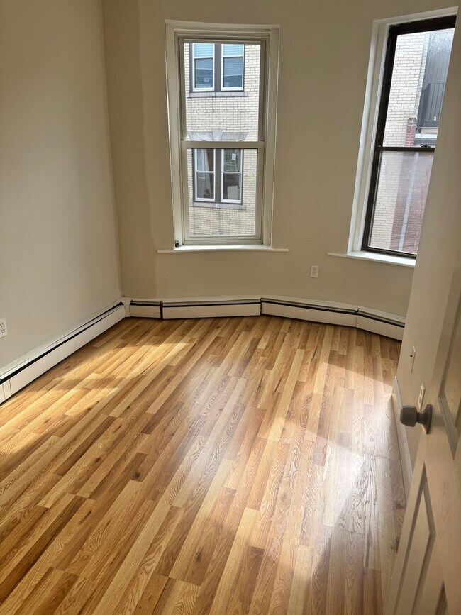 21 Sheafe St unit 7, Boston, MA 02113 - photo 7