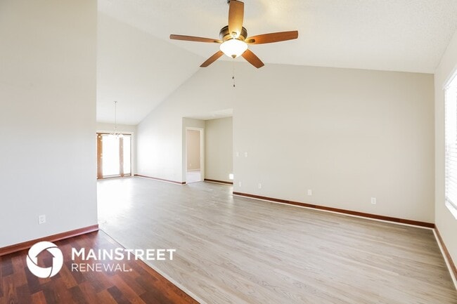 1202 E Topeka Dr, Phoenix, AZ 85024 - photo 2