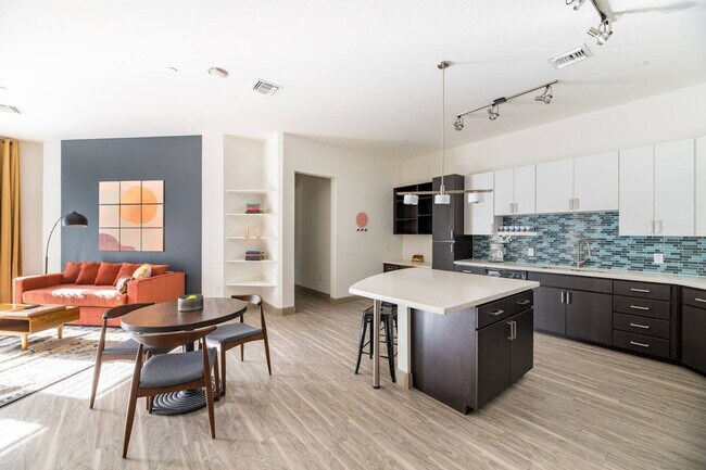 555 N College Ave unit ID1014360P, Tempe, AZ 85288 - photo 5