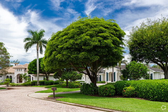 Homes in Grey Oaks sit on large properties and quiet residential streets.