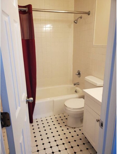 1-3, 2-4 Main St & 4th Ave, Bay Shore, NY 11706 - photo 5