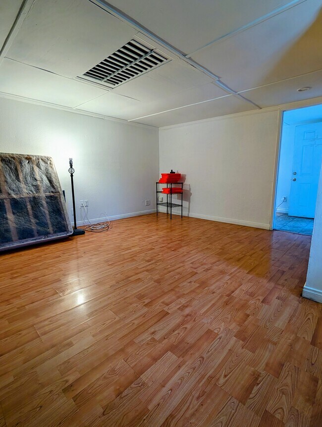 7781 Bently Ave unit A, Garden Grove, CA 92841 - photo 2