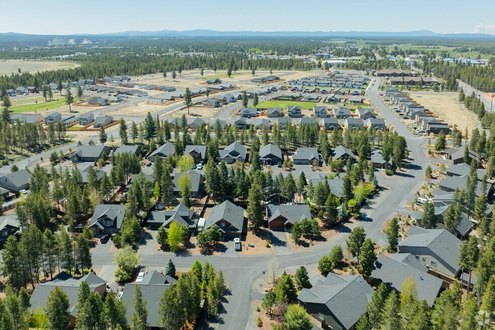 CP_La Pine_1003554_P2_v01_LD_053025