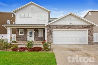 3564 S Clearwater Way, Syracuse, UT 84075