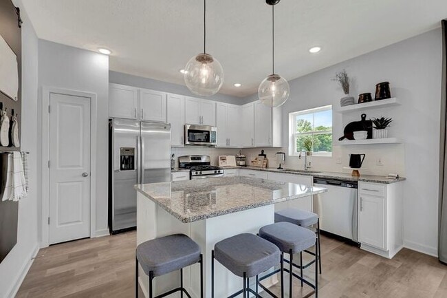 169 Pine Crest View Dr, Summerville, SC 29486 - photo 7