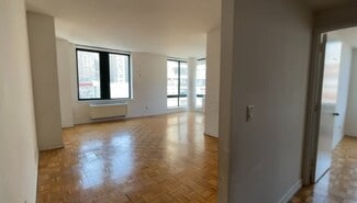 2 S End Ave Unit 815, New York, NY 10280