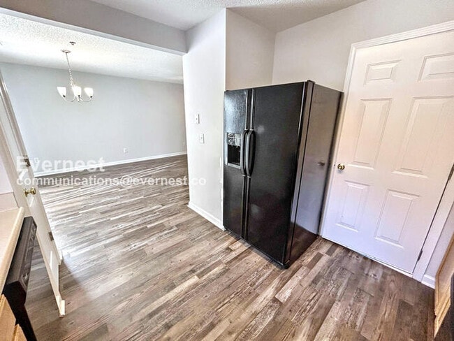 204 Cottonwood Creek Cir, Canton, GA 30114 - photo 4