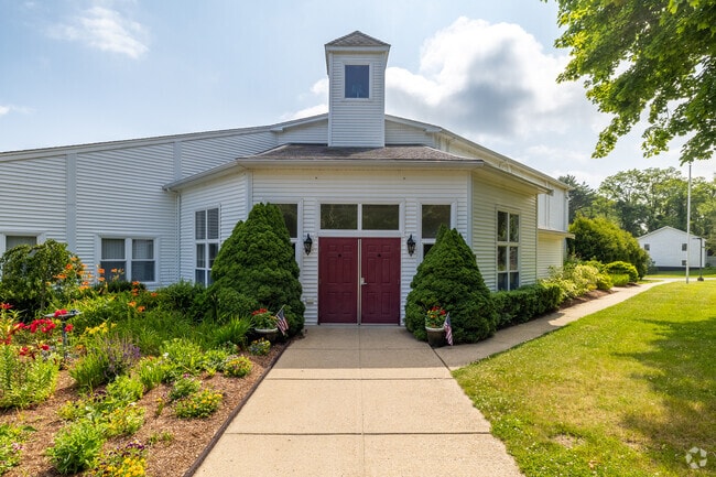 New Testament Christian School offers a range of academic programs.