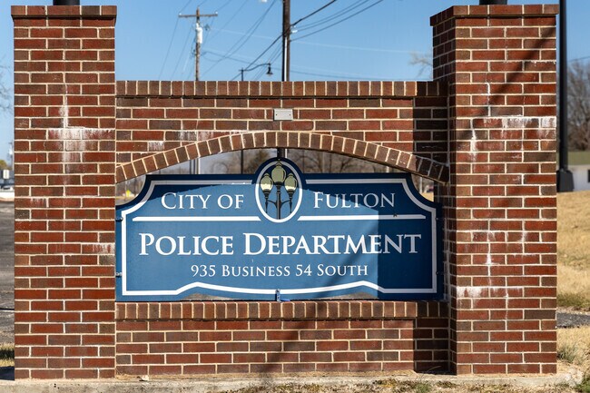 This modern brick ranch in Fulton, MO offers both style and convenience.