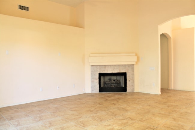 5360 N Placita Los Arbustos, Tucson, AZ 85750 - photo 4