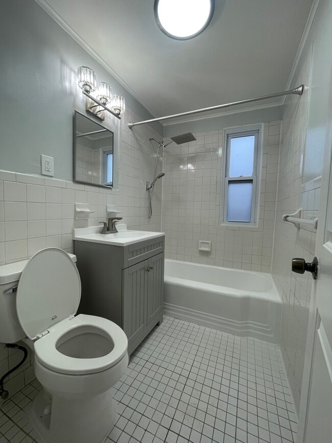 12938 154th St unit 2FL, Jamaica, NY 11434 - photo 3