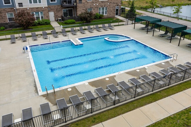 28294 Ferry Rd unit ID1366974P, Warrenville, IL 60555 - photo 2