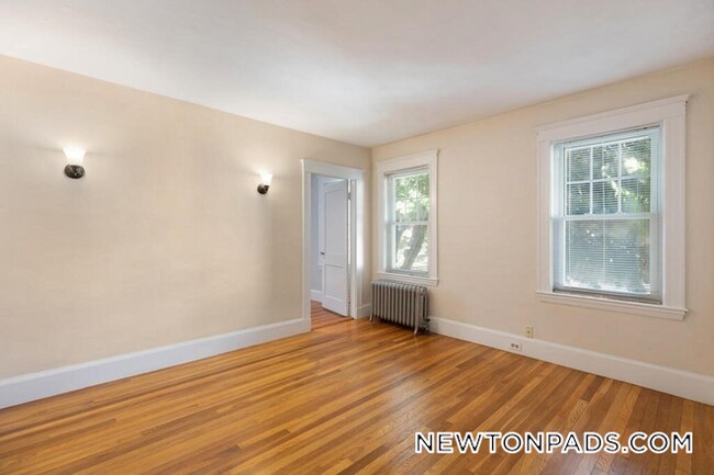 47 Crosby Rd unit 1, Chestnut Hill, MA 02467 - photo 7