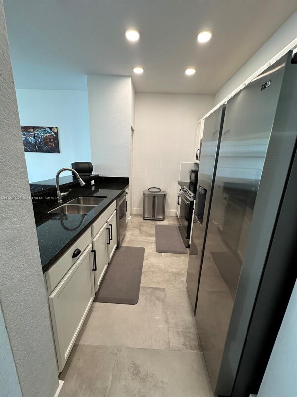 2662 SW 118 Rd, Miramar, FL 33025 - photo 4