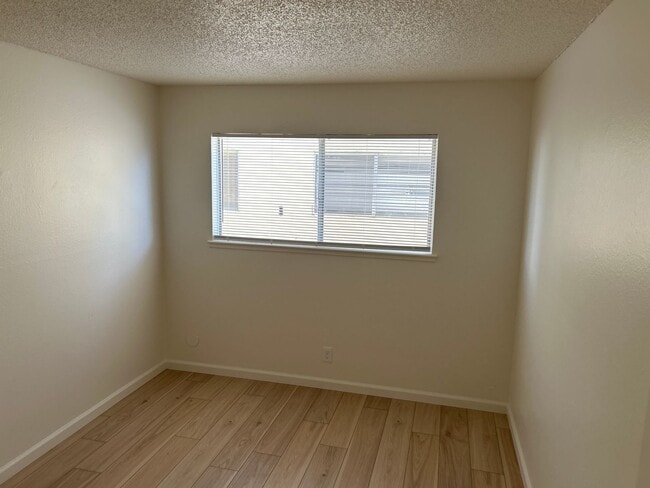 Maple 2, West Sacramento, CA 95691 - photo 4