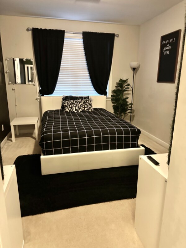 4322 Hubbard Rd, Charlotte, NC 28269 - photo 4