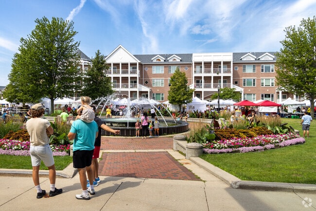 Enjoy the outdoors near the fountain just outside of the Kenosha Public Museum.