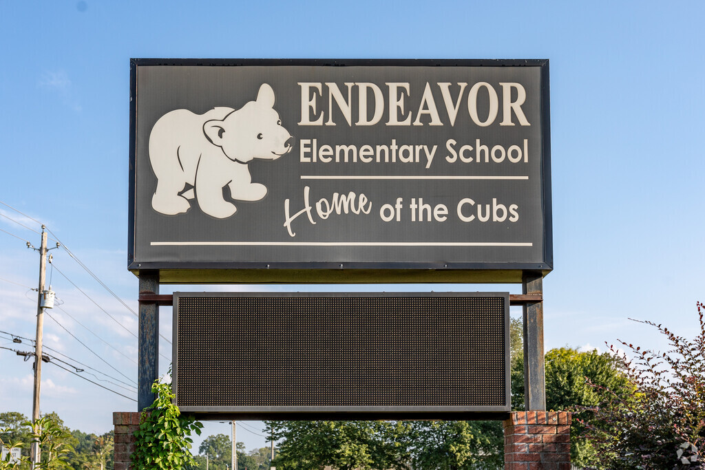 Endeavor Elementary School is the Home of the Cubs!