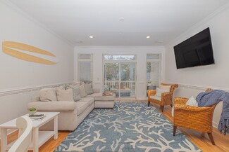 81 Sandbar Ln, Folly Beach, SC 29439