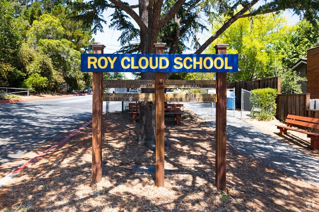 Students in Emerald Lake Hills, CA can enroll at Roy Cloud Elementary School.