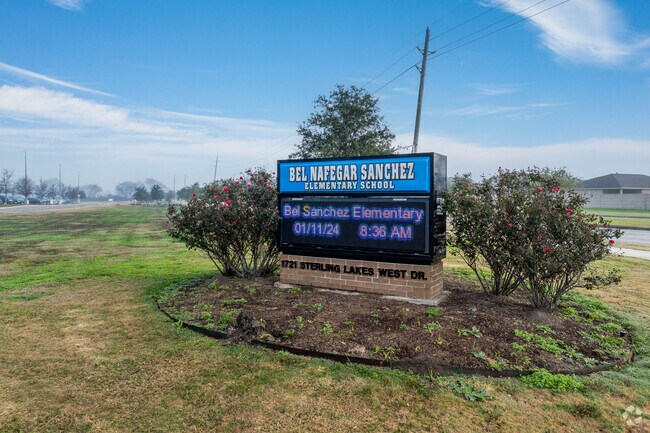 Bel Nafegar Sanchez Elementary is located in Rosharon, Texas.