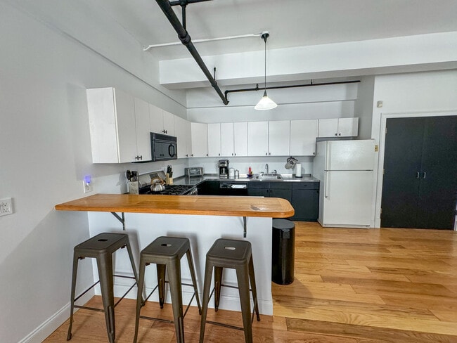 19 Stanhope St unit 2C, Boston, MA 02116 - photo 2