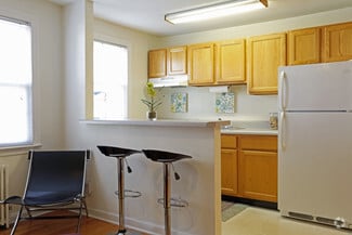 118 Warren St, Norfolk, VA 23505