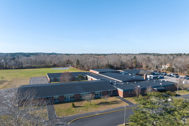 Governor Edward Winslow School in Green Harbor received an overall A grade from Niche.
