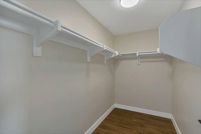 Walk-in closet