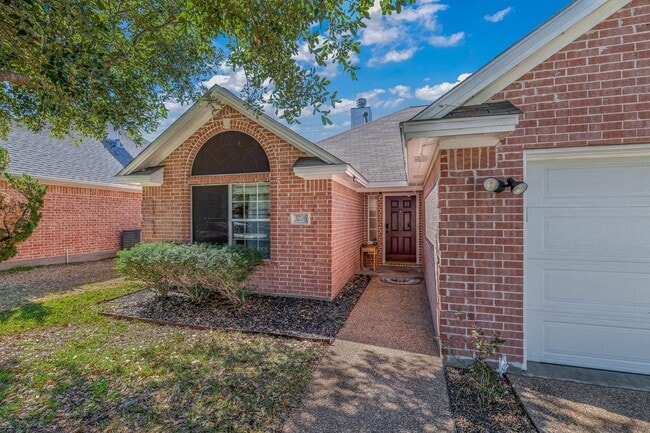 3206 Neuburg Ct, College Station, TX 77845 - photo 2