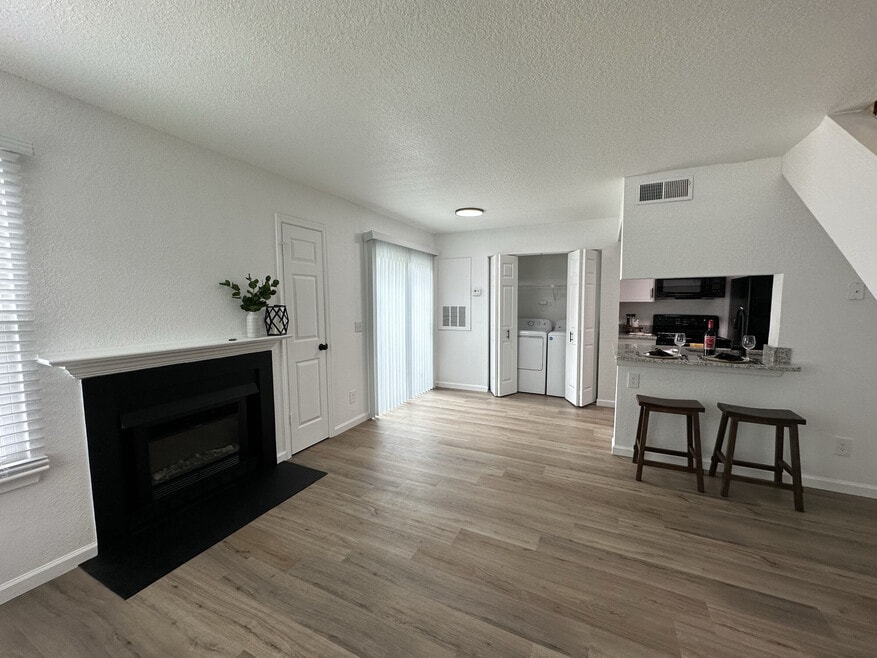 Royal Pointe Apartments, Virginia Beach, VA 23464 - photo 1