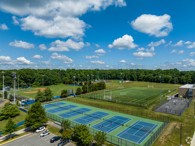 South Lakes High School, Reston VA Rankings & Reviews - Homes.com