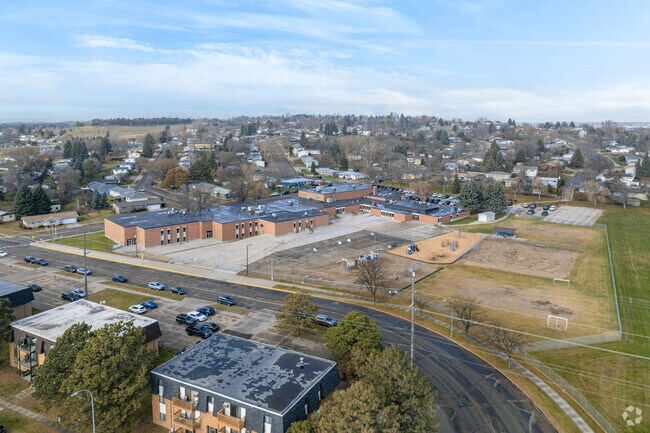 Rita Murphy Elementary School has plenty of outdoor space for kids to play.