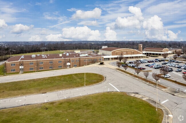 Summit View Academy in Independence holds a B-plus rating on Niche.