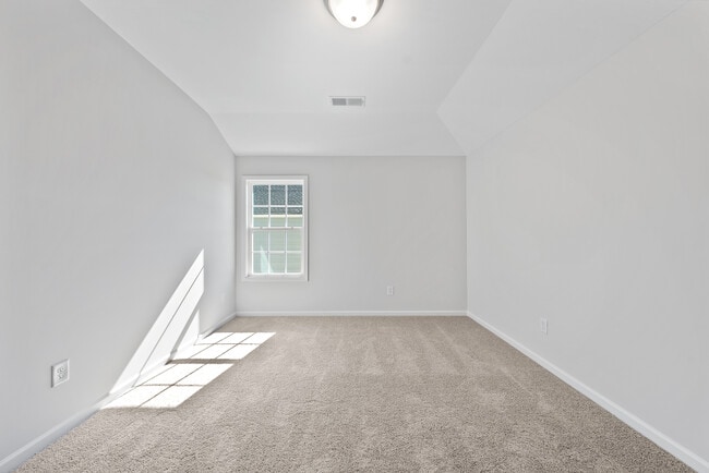 105 Beaver Creek Way, Lagrange, GA 30241 - photo 3