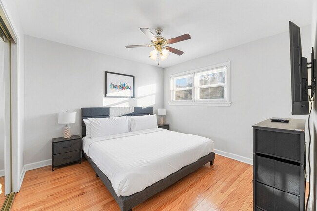 3457 Main St unit ID1372971P, Skokie, IL 60076 - photo 5