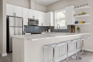 12300 Riata Trace Pkwy, Austin, TX 78727