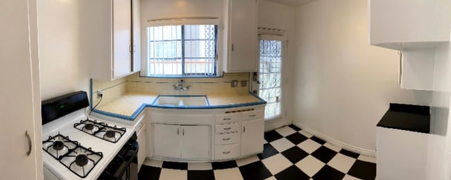 4068 9th Ave unit 2BDR, Los Angeles, CA 90008 - photo 7