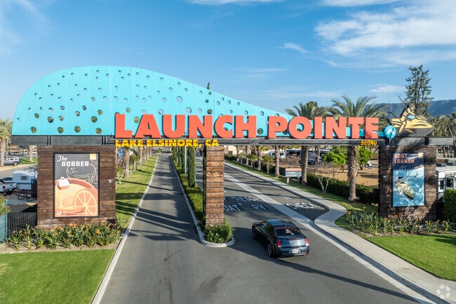 Lake Edge residents can enter the Lake Elsinore Launch Pointe with their boats or to access water activities.