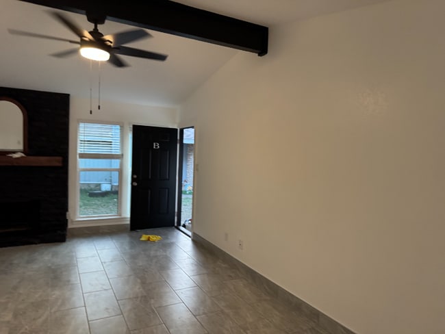 11801 Argonne Forest Trail, Austin, TX 78759 - photo 7