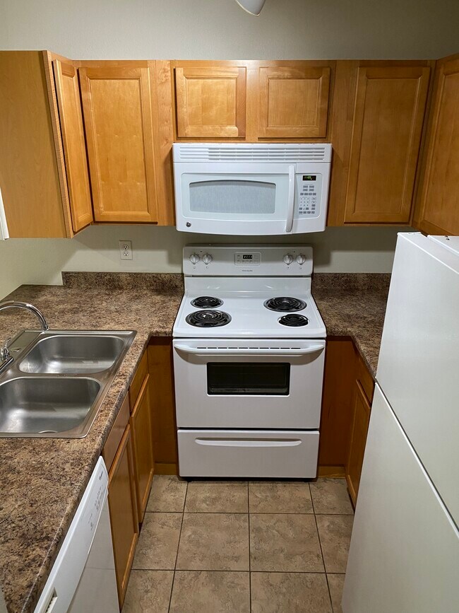 The Wolf Londoner Building, Denver, CO 80205 - photo 4