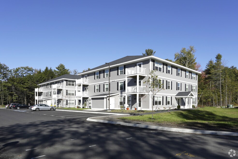 Cumberland Foreside Village Apartments 3 Chelsea Way, Cumberland