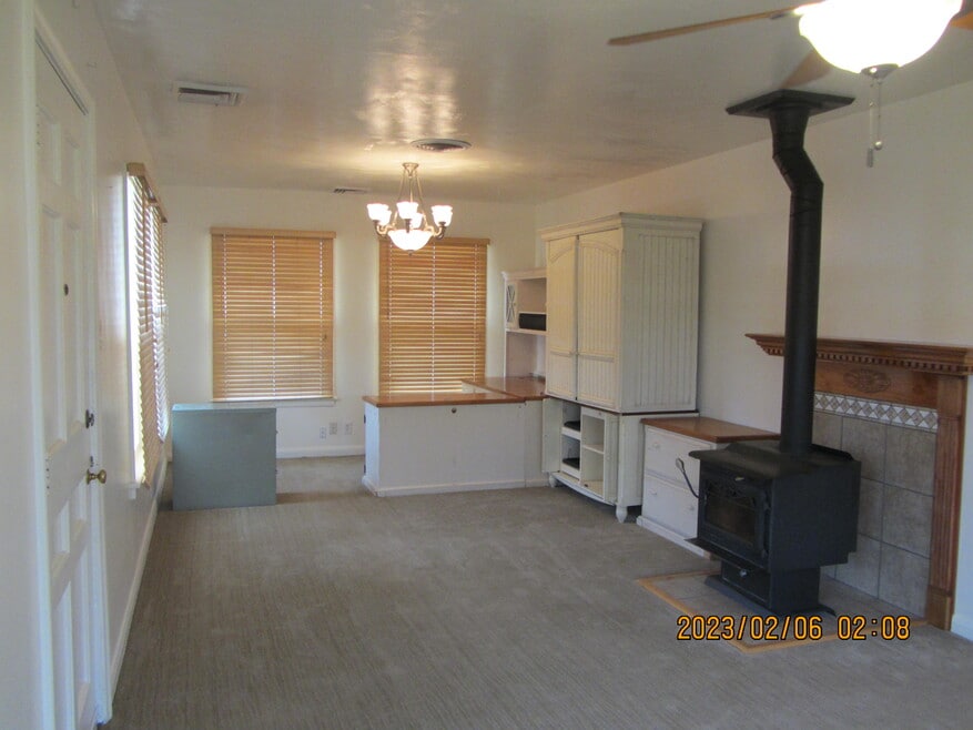 8838 W 3500 S unit Upstairs, Magna, UT 84044 - photo 1