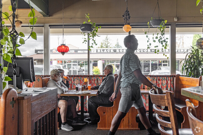 Locals can head to McMenamins’ Highland Pub for craft beer and a tasty food.