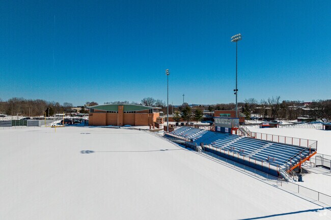Oneida Senior High School in Oneida is home to the Oneida Express team.